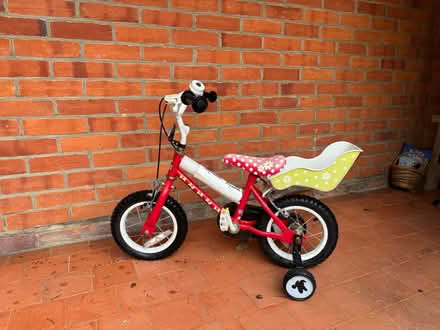 Photo of free Kids bike with stabilisers (Inhurst RG26) #1