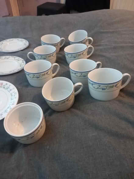 Photo of free 6 Plates, 3 bowls, 6 saucers, 9 cups (West Midlands B42) #4