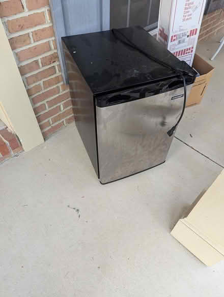 Photo of free Small freezer (Upper Marlboro) #1