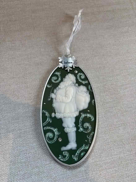 Photo of free Christmas ornament (South Acton W3) #2