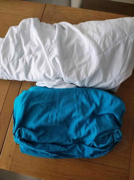 Photo of free Mattress protector and duvet cover (Heaton Mersey SK4) #1