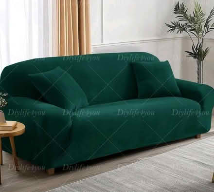 Photo of free Green sofa cover (Stepney E1) #1