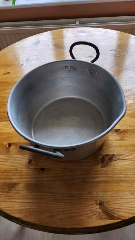 Photo of free Preserving Pan (Lightwater) #1