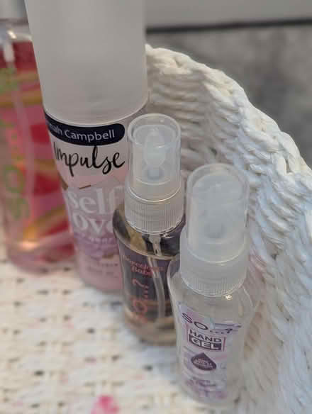 Photo of free Basket of sprays/eau de toilette (Abingdon OX14) #2
