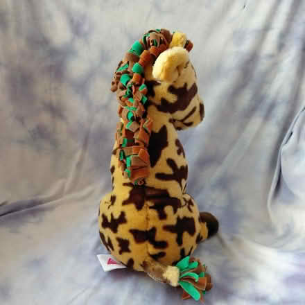 Photo of free Vintage 90s giraffe plush (Suju's on Decoto Road) #2