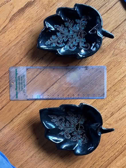 Photo of free 2 small lacquerware dishes (White Oaks area of San Carlos) #1