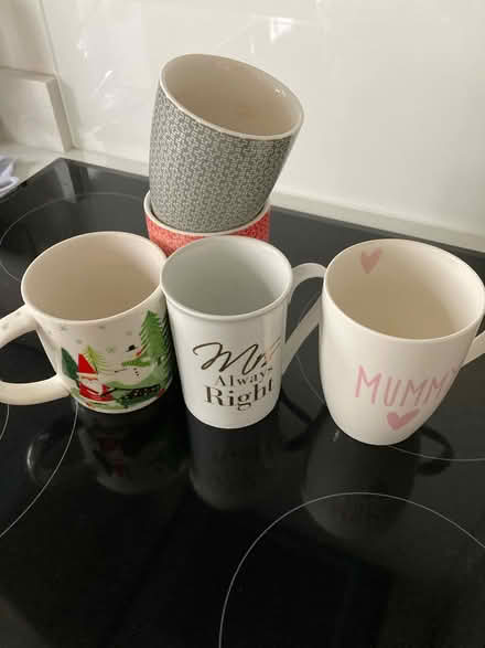 Photo of free Mugs x5 (Oakwood Derby) #1
