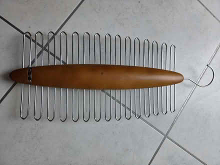Photo of free Tie rack (Furze Platt SL6) #1