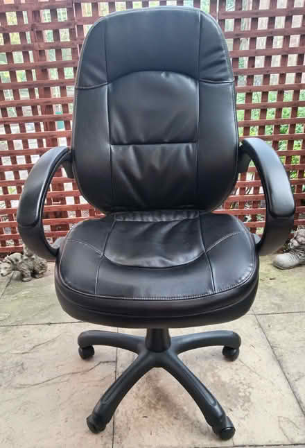 Photo of free Executive office chair (Brandon IP27) #3