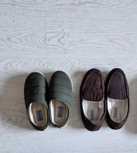 Photo of free House winter slippers (South Norwood SE25) #1