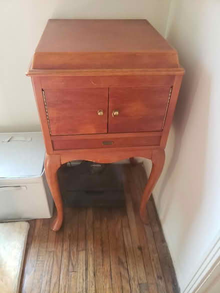 Photo of free Retro-style 3-in-1 Radiogram (Alamitos Beach) #1