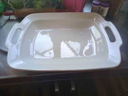Photo of free Large serving platter (Leonardo/Middletown) #1