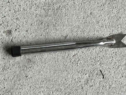 Photo of free Hand weeder (Nr Fresh Pond & Mt Auburn Cem.) #1