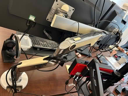 Photo of free monitors & arms (W2 2ET) #4