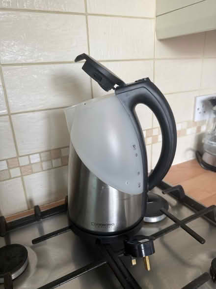 Photo of free kettle (Corstorphine) #1