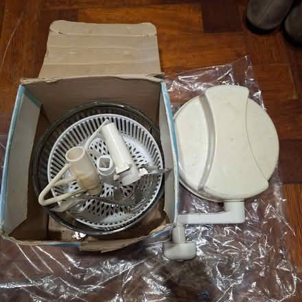 Photo of free Papa's Hand (Perivale Greenford) #1