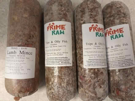 Photo of free 2 kg of raw dog cat food (Romford RM1) #1