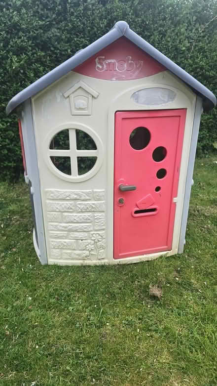 Photo of free A step to Wendy play house (AL7 Welwyn) #1