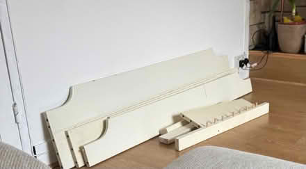 Photo of free Old bed (WD18 7QJ) #1