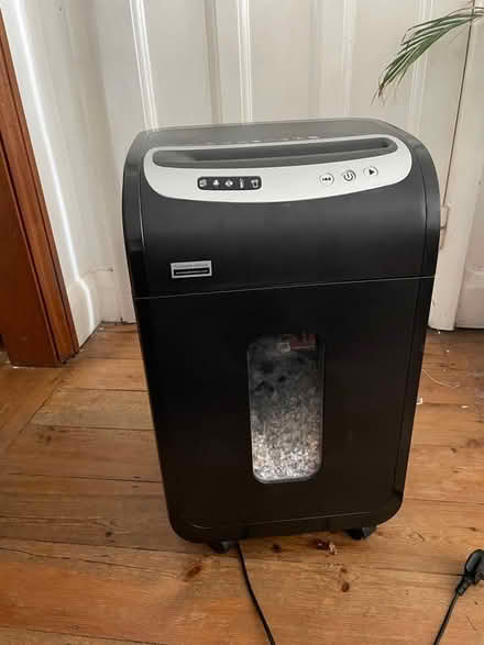 Photo of free Big shredder - broken stuck button to fix (Chiswick W4) #1