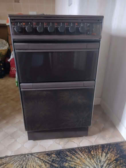 Photo of free Electric Cooker (Reddish SK5) #2