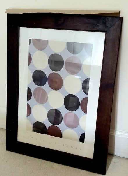 Photo of free Print in glass frame (Pinkneys Green SL6) #1