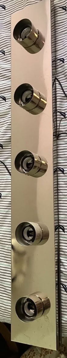 Photo of free Over sink light (Avon) #1