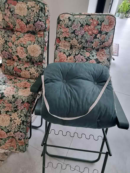 Photo of free 2 x padded garden chairs (Loughborough) #2