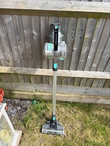 Photo of free vax cordless hoover (Broomgrove TN34) #1