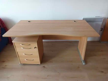 Photo of free Desk with filing cabinet (Stratford E15) #1
