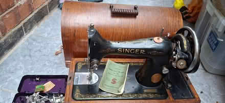 Photo of free Singer (Chaddesden) #1