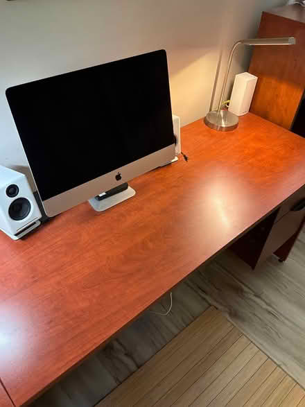 Photo of free Desk set (21152) #2