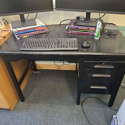 Photo of free Desk (Camberwell SE5) #1