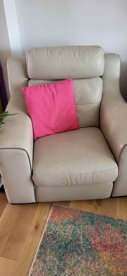 Photo of free Recliner chair electric (Wareham BH20) #2