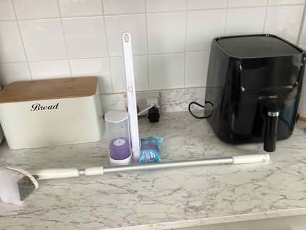 Photo of free Bathroom bits (Fords Farm RG30) #1