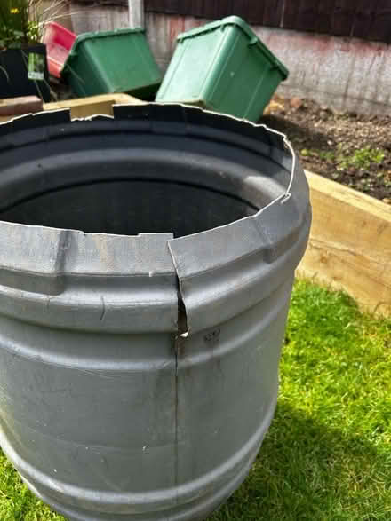 Photo of free Water butt (Airedale) #3