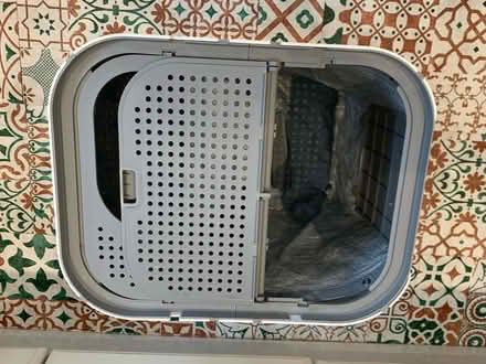 Photo of free modkat xl cat litter box (Egremont CH44) #4