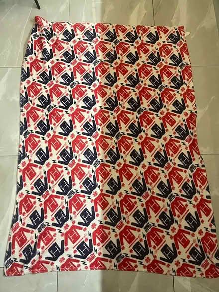 Photo of free Pair Harry Potter throws (BA2) #1