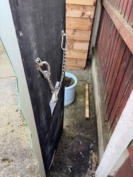 Photo of free Large mirror (Landican CH43) #3