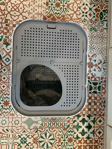 Photo of free modkat xl cat litter box (Egremont CH44) #3