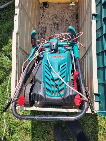 Photo of free Lawn Mower (Coseley, WV14) #2