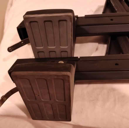 Photo of free Barrecrafters roof-mounted ski rack (Saugus) #4
