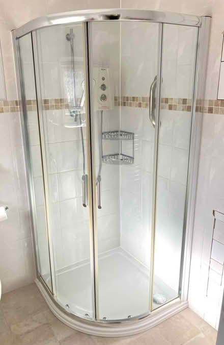 Photo of free Shower Enclosure (Loughborough LE11) #1