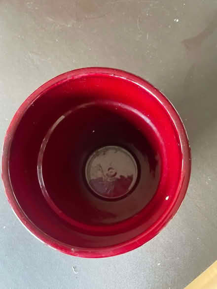 Photo of free Red ceramic plant pot (Southwood GU14) #2