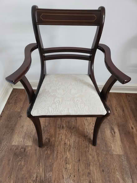 Photo of free Reproduction Mahogany Dining Suite (Ormskirk L40) #4