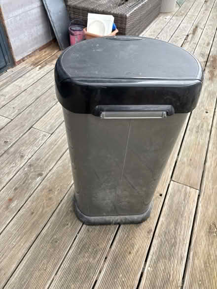 Photo of free Rubbish bin (Downley HP13) #4