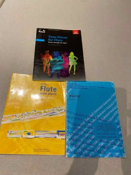 Photo of free ABRSM flute books (St Albans AL3) #1