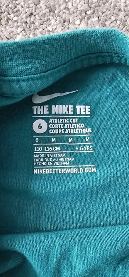 Photo of free Boys clothes 5-6yrs old (Altrincham) #4