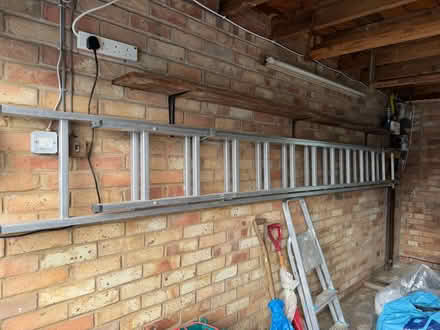 Photo of free Extendable Ladder Approx 6m (Kingston Bagpuize OX13) #1