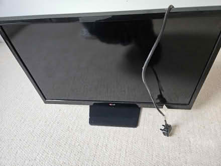 Photo of free lg 29" tv (Liphook) #1